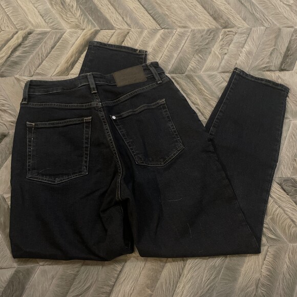 H&M & Denim Ultra High Waist Mom Jeans Dark Wash Black Size 6 - Picture 4 of 8